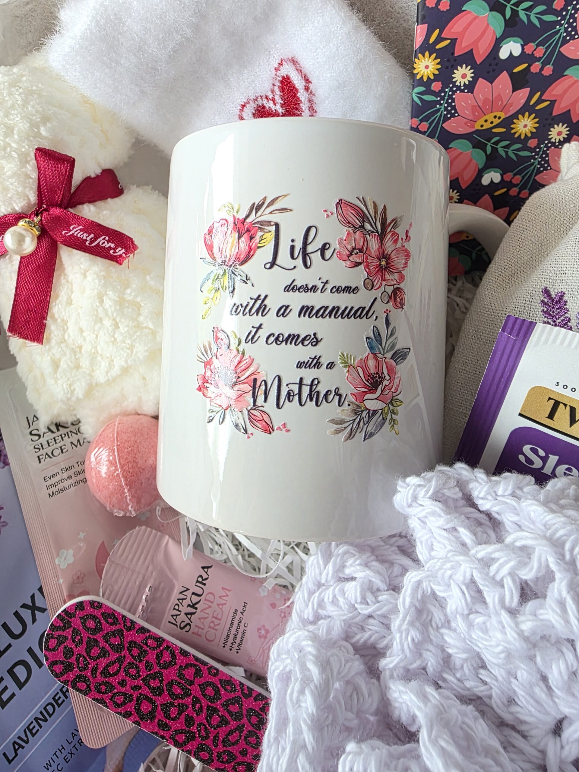 pamper gift box flr women, self care spa with tea, mug, handmade items, relaxation gift for birthdays, get well, thank you gift