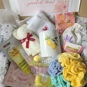 pamper gift box flr women, self care spa with tea, mug, handmade items, relaxation gift for birthdays, get well, thank you gift